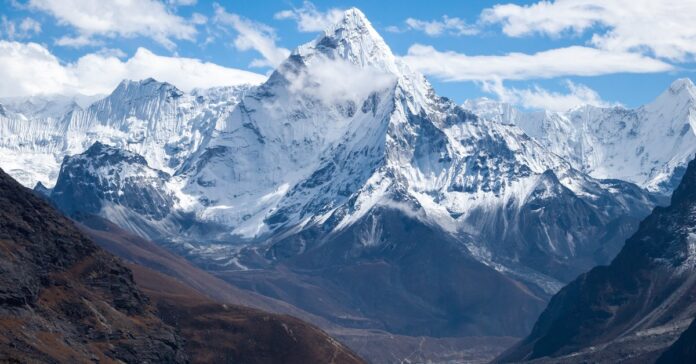 नेपालको हिमाली क्षेत्रको तस्बिर