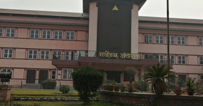 सर्वोच्च अदालत भवनको फाइल तस्बिर — सापकोटा सन्देश अनुसन्धान